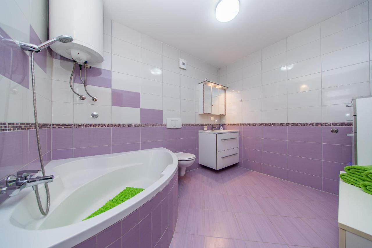 Apartment Luni لوكفا روجوزنيكا المظهر الخارجي الصورة